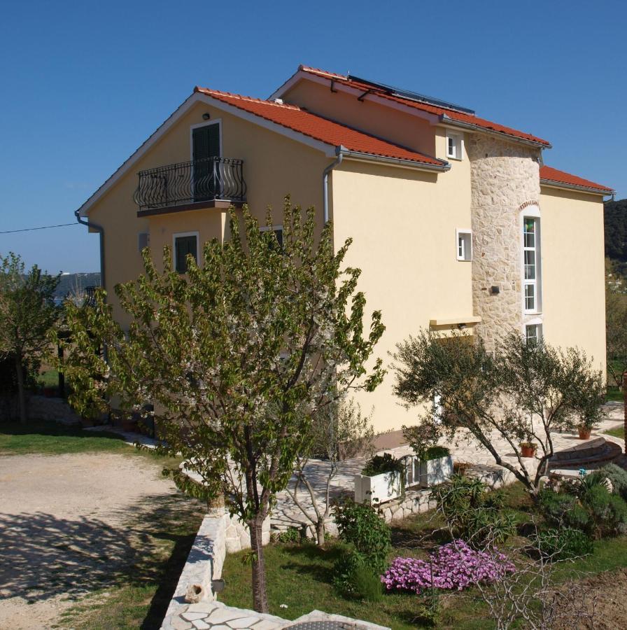 Apartments Batistic Supetarska Draga Kültér fotó