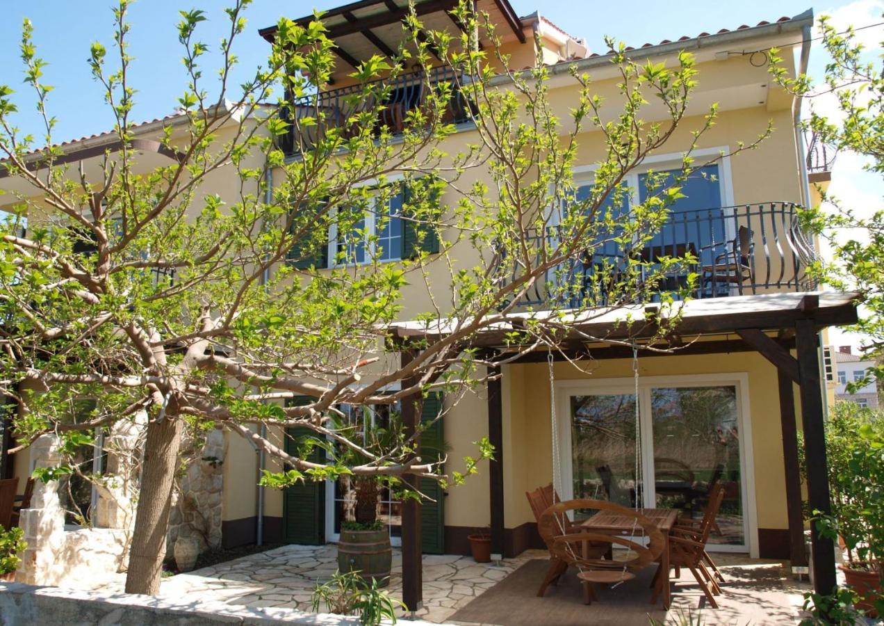 Apartments Batistic Supetarska Draga Kültér fotó