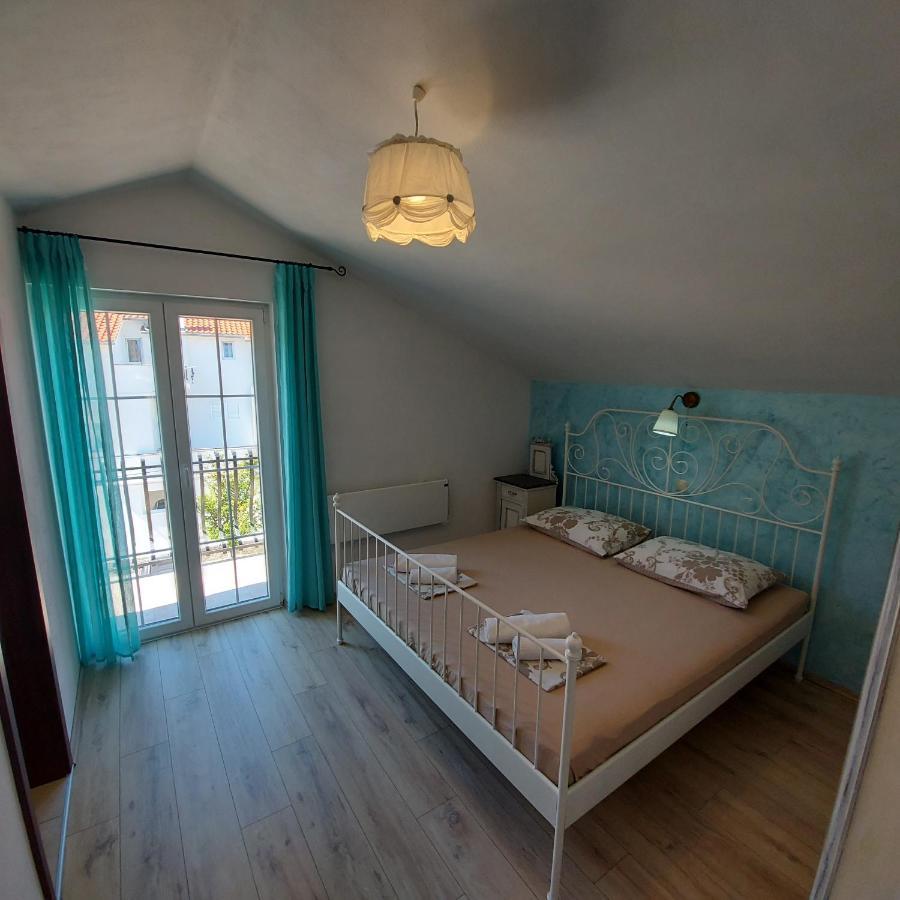 Apartments Batistic Supetarska Draga Kültér fotó
