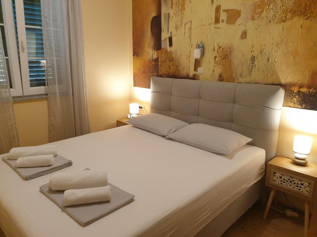 Apartments Batistic Supetarska Draga Kültér fotó